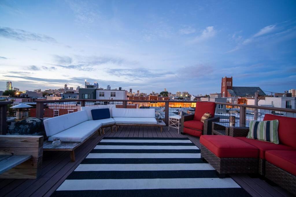 Double Decker Roofdeck Gorgeous View In Passyunk Apartment Philadelphia