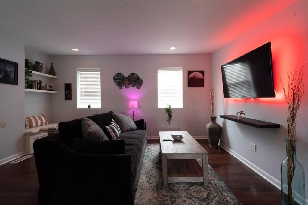Double Decker Roofdeck Gorgeous View In Passyunk Apartment *
